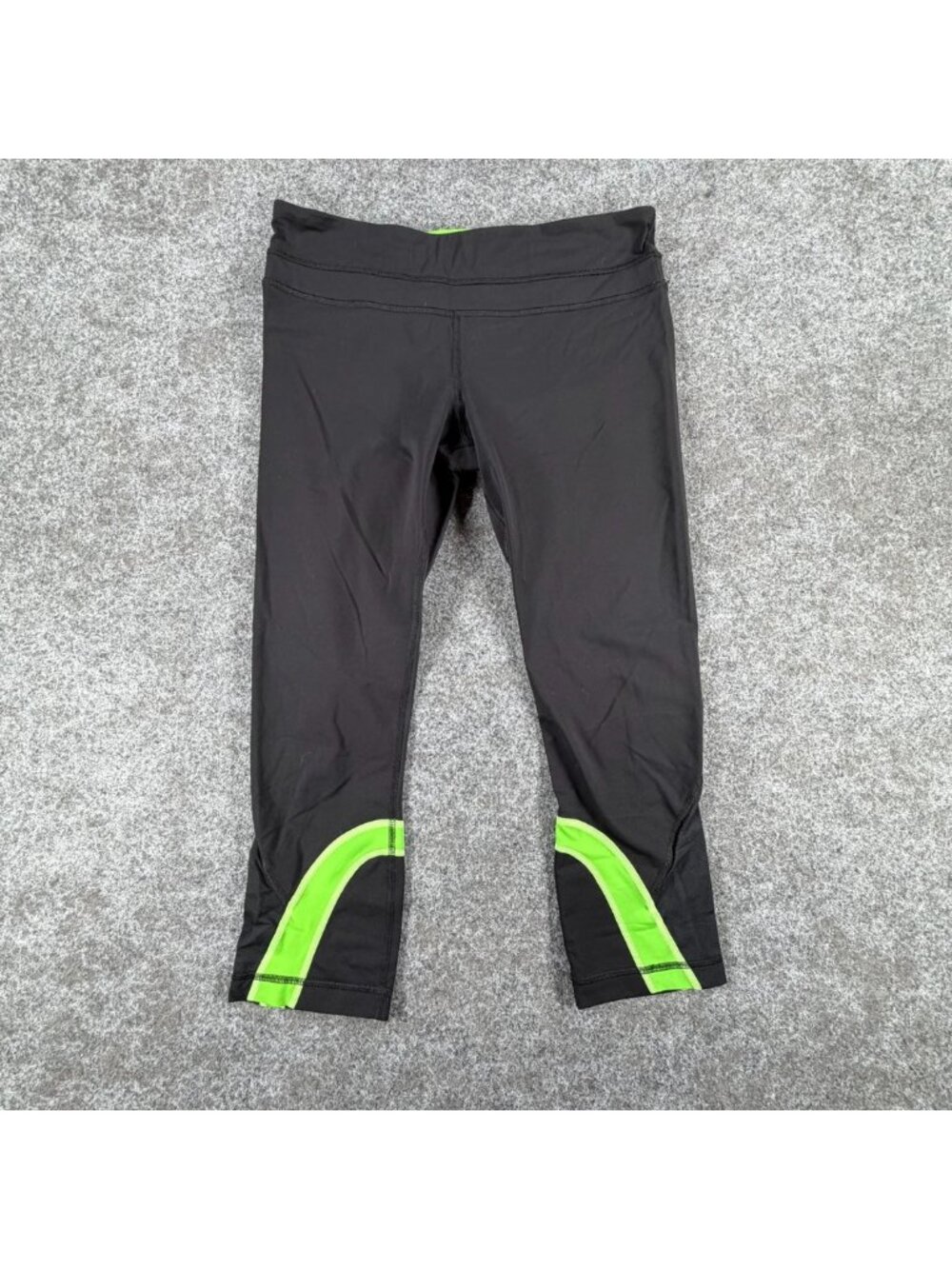 Lululemon Run Inspire Crop II Leggings Womens 8 Black Green Moisture-Wicking